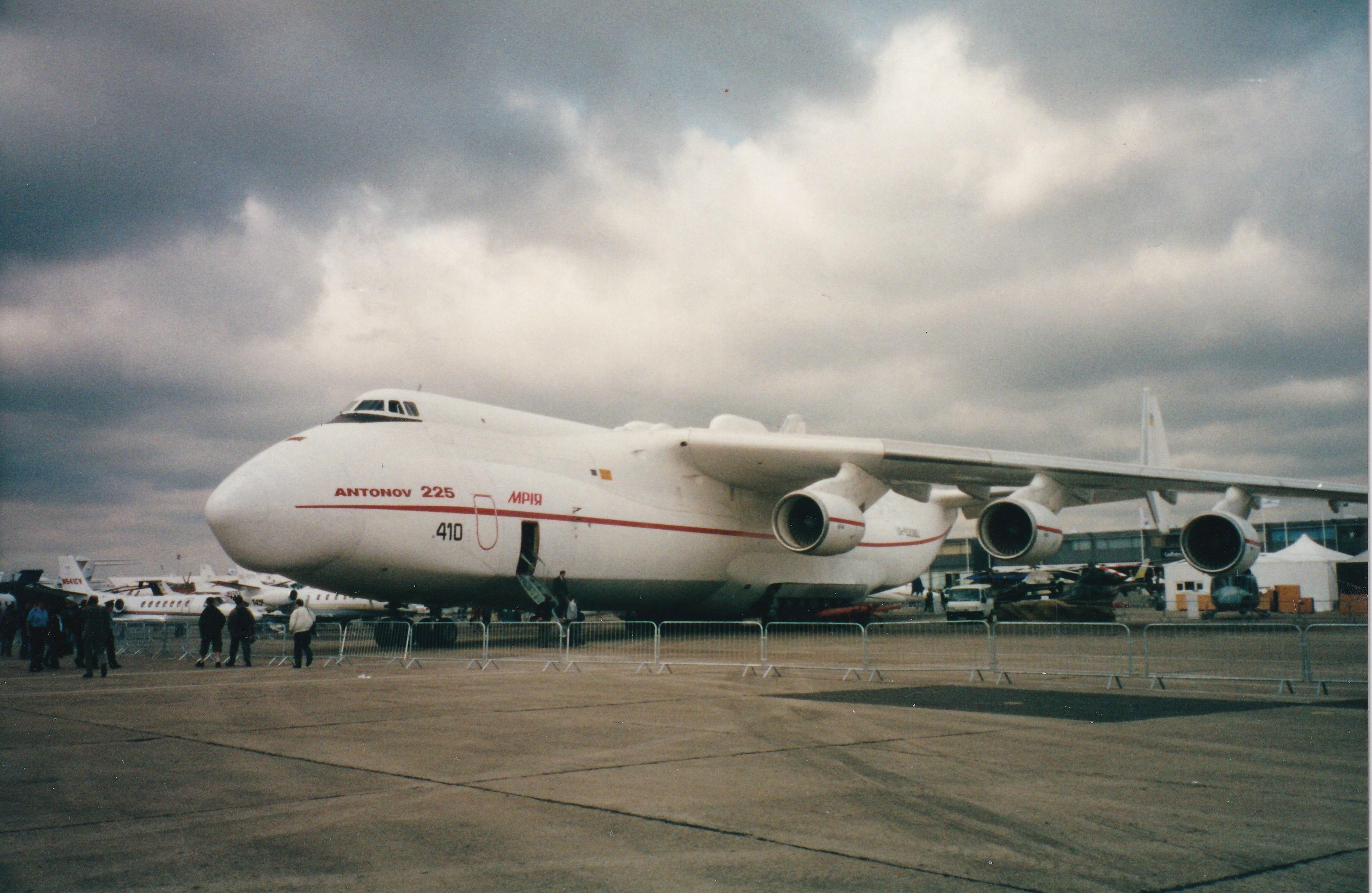 Antonov 1.jpg